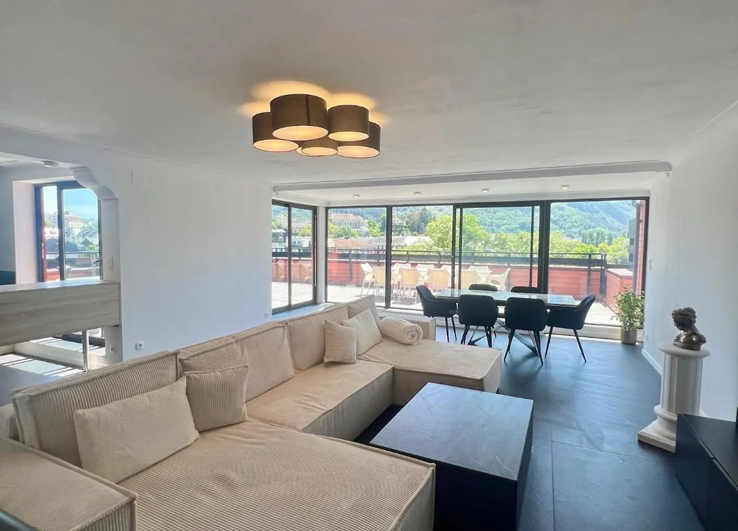 דירות Penthouse Sanctuaire A לורדה